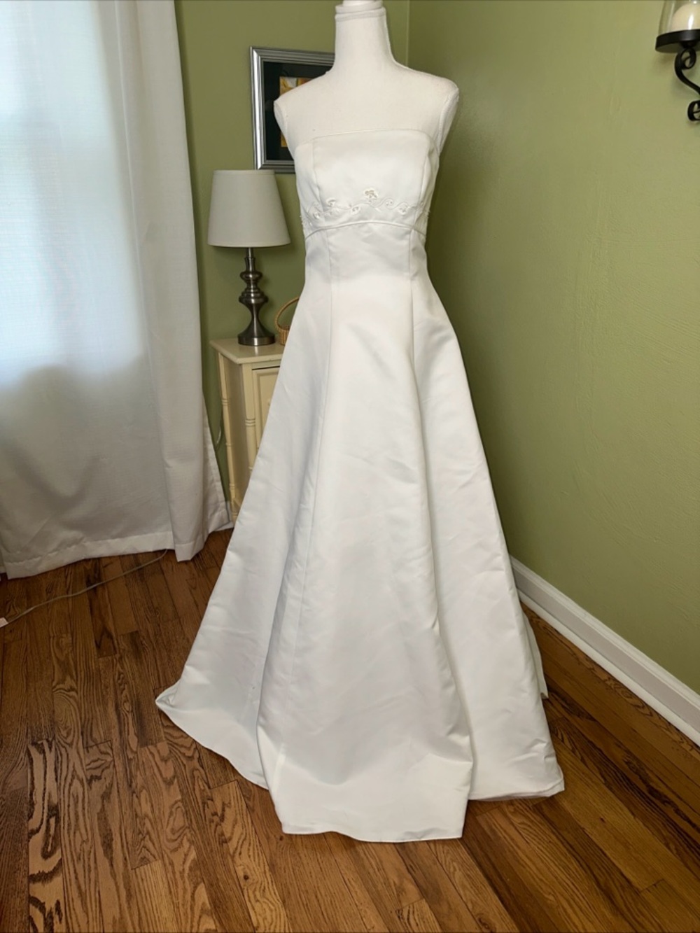 David's Bridal Strapless White A-Line Satin Wedding Dress - Picture 2 of 9